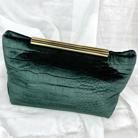 NEW  Stella & Dot  Green Velour Clutch/Shoulder/Cross Body Purse  11” x 6” x 4” - Picture 3 of 16